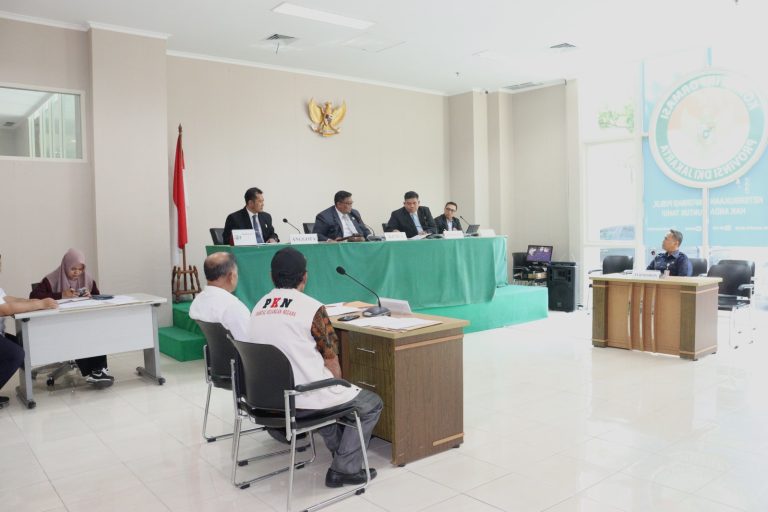 Legal Standing Belum Terpenuhi, Majelis Komisioner Tunda Sidang Sengketa Informasi Termohon SMPN 95 Jakarta