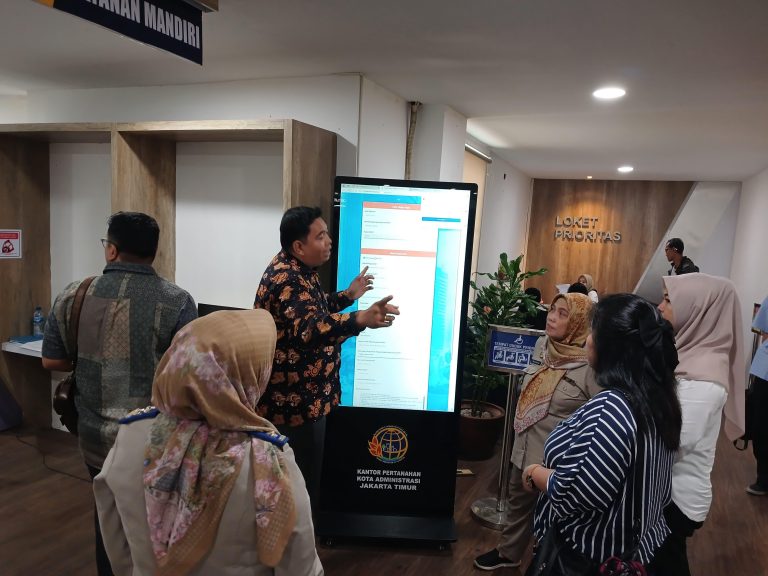 Gelar Visitasi, KI DKI Tinjau Tata Kelola Layanan Informasi Publik Kantor Pertanahan Jakarta Timur
