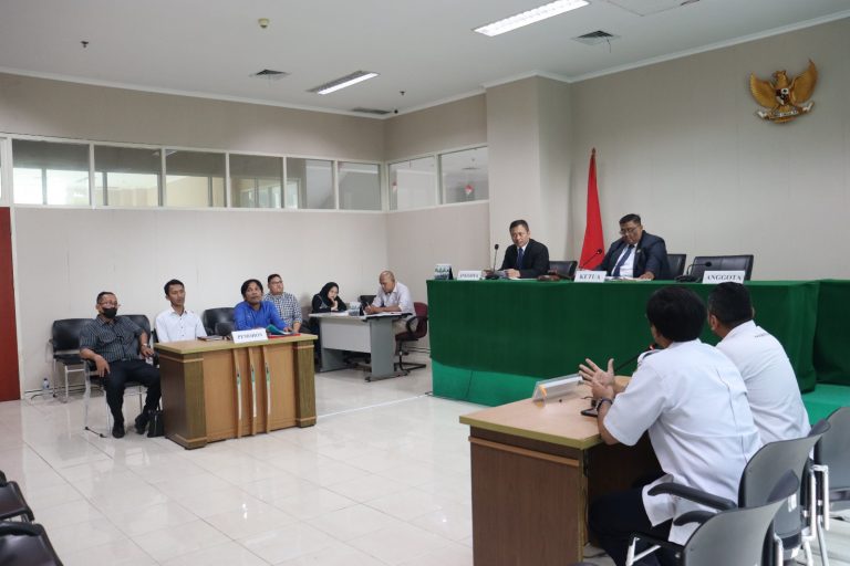 Majelis Komisioner Tunda Sidang Pemeriksaan Awal Sengketa Informasi BAPDI dan Dinas LH DKI Jakarta Terkait Barang dan Jasa