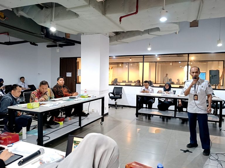 Hari Kedelapan E-Monev 2025: KI DKI Soroti Zona Informatif, PPID RT/RW, Perlindungan Data Pribadi, dan Layanan Prima PPID hingga Puskesmas Pembantu Kelurahan