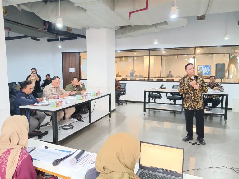 Hari Keempat, KI DKI Jakarta Soroti Optimalisasi Media Sosial dan Komitmen Keterbukaan Informasi Publik di Tingkat Kecamatan dan Kelurahan