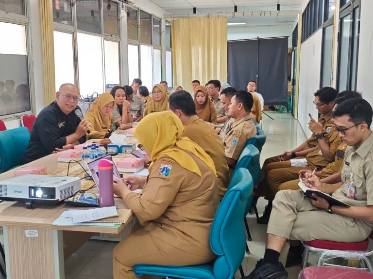 KI DKI Jakarta Tekankan Pentingnya Digitalisasi Layanan Informasi Publik di Sudin Kesehatan Kepulauan Seribu