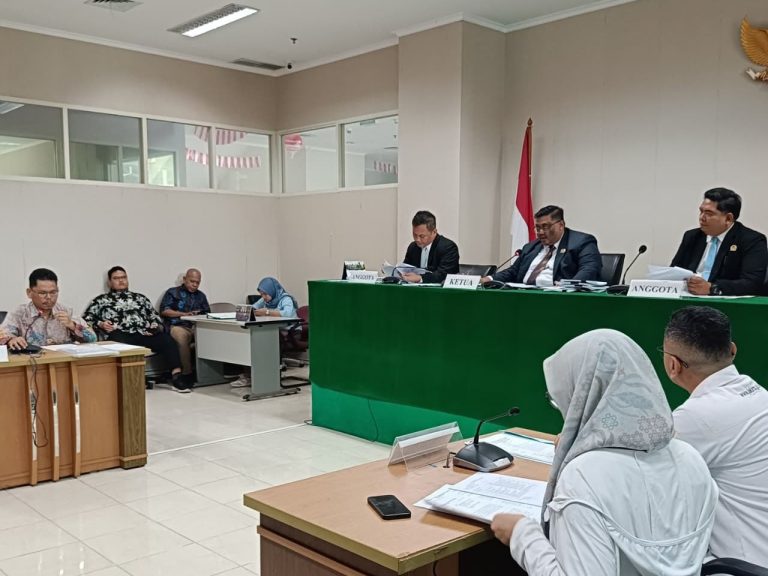 Sidang Sengketa Informasi Ijazah Jokowi di KI DKI, Majelis Minta Bukti Diperkuat