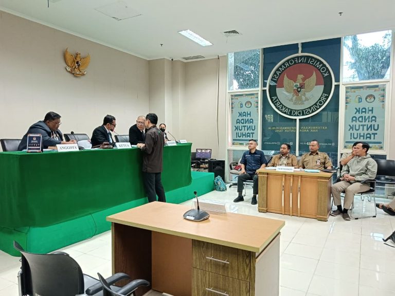 Sidang Pembuktian Kedua Digelar dengan Tiga Termohon, Majelis Komisioner KI DKI Jakarta Minta Kesimpulan