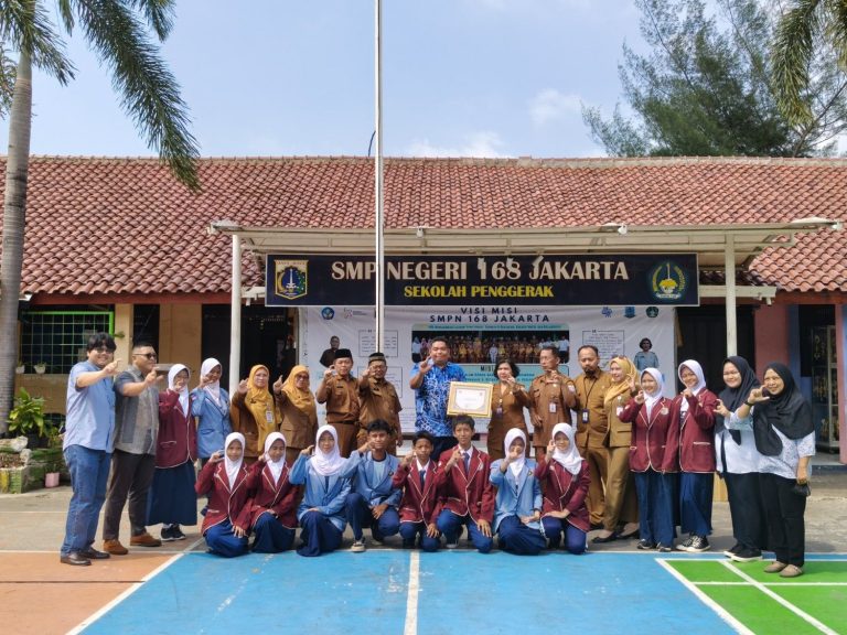 Ketua KI DKI Jakarta Visitasi SMPN 168 Jakarta: Pastikan Implementasi UU Keterbukaan Informasi Publik Berjalan Konsisten dan Ajak Sekolah Bangun Budaya Transparansi