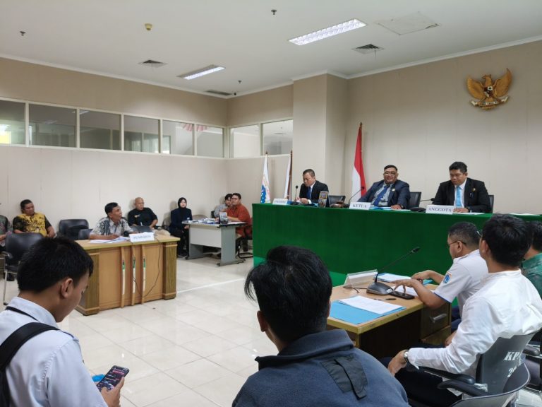 KI DKI Jakarta Gelar Sidang Kedua Sengketa Informasi Willem Sitorus dengan Lima Badan Publik