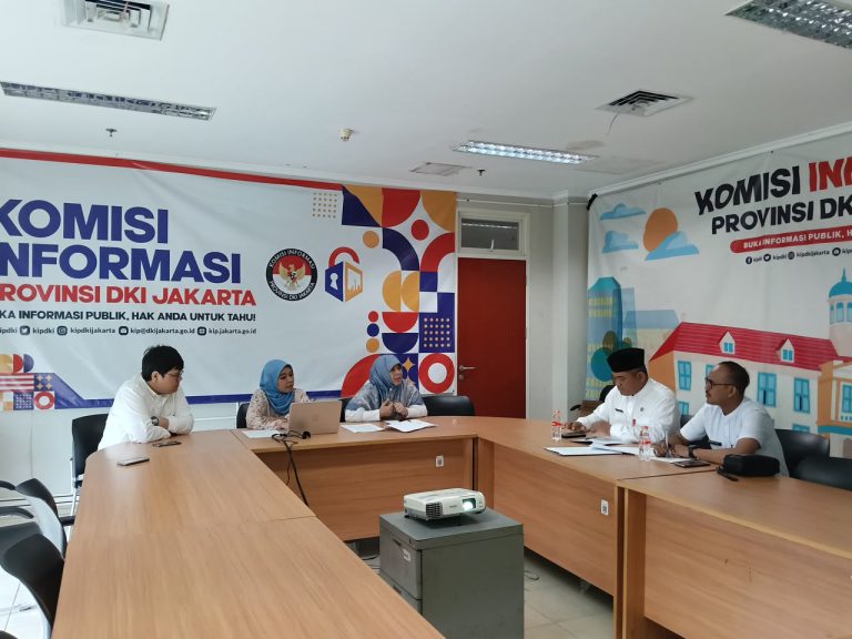 Bukan Sekadar Isi SAQ, 2 Kelurahan di Jakarta Didorong Buktikan Keterbukaan Informasi Publik