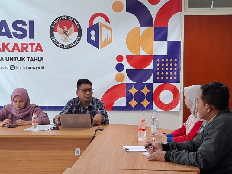 Manfaatkan Hari Terakhir Coaching Clinic, Tiga Kelurahan Ikuti Pendampingan E-Monev di KI DKI Jakarta