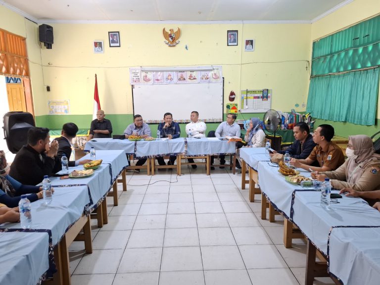 Dalami Gambaran Utuh Objek Sengketa, KI DKI Gelar Pemeriksaan Setempat di SDN 04 Jagakarsa